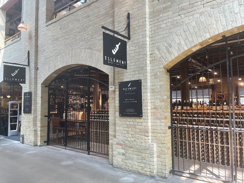 Ellement Wine + Spirits shop, Winnipeg
